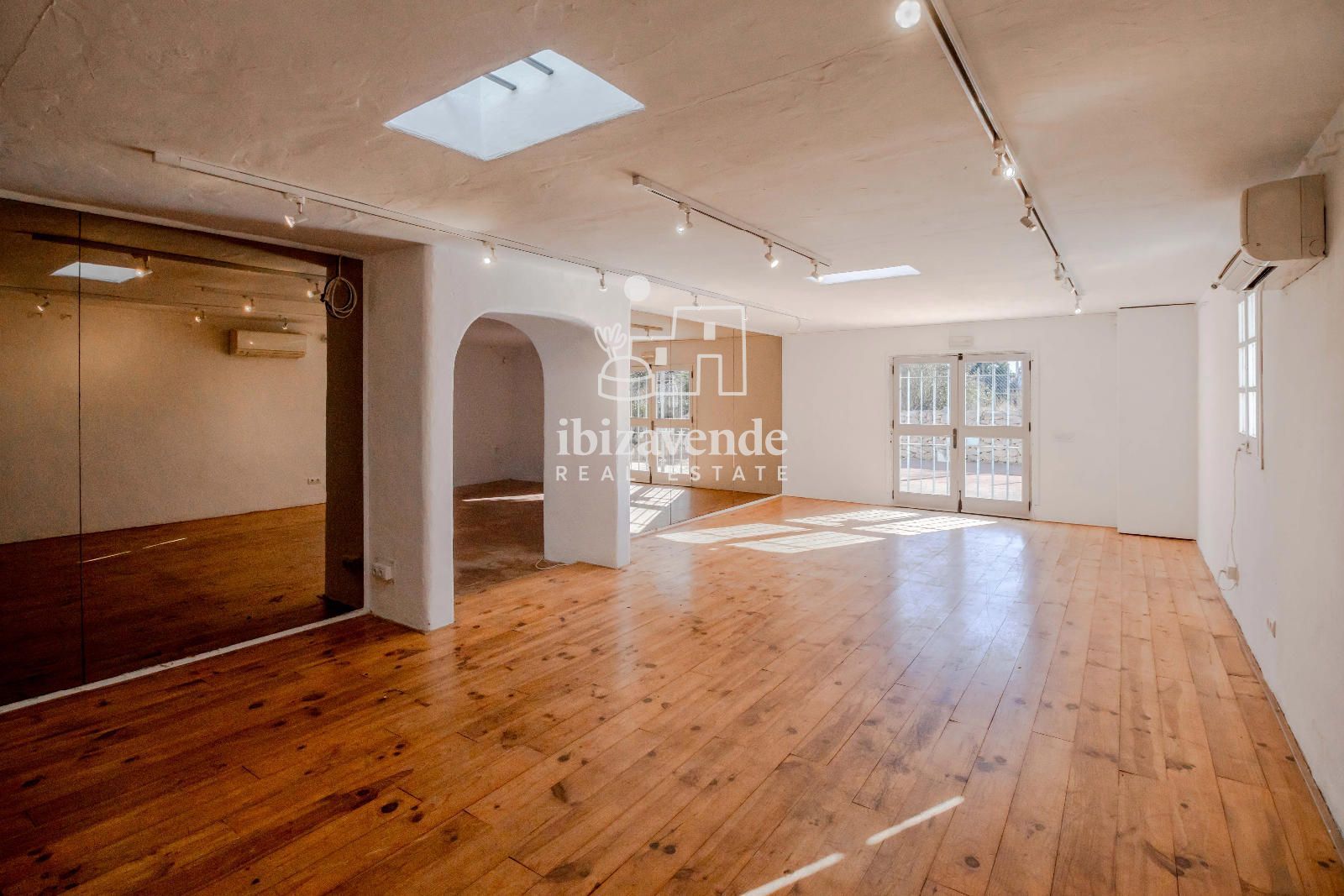 Mobilia Inmueble Image