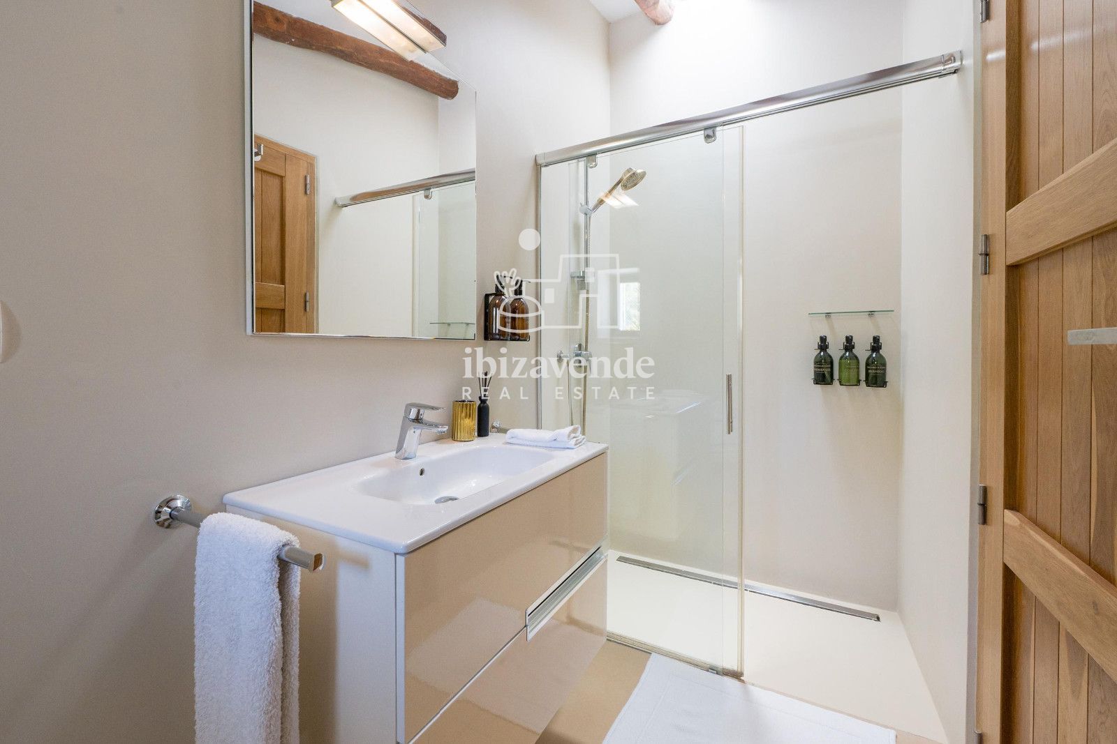 Mobilia Inmueble Image