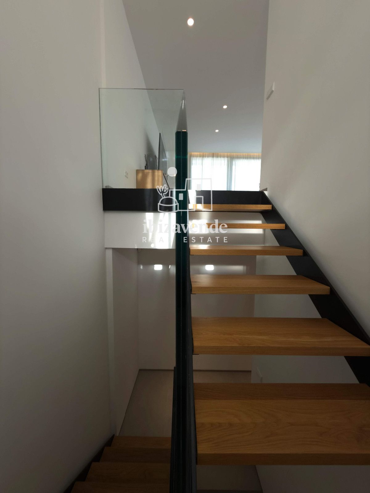 Mobilia Inmueble Image