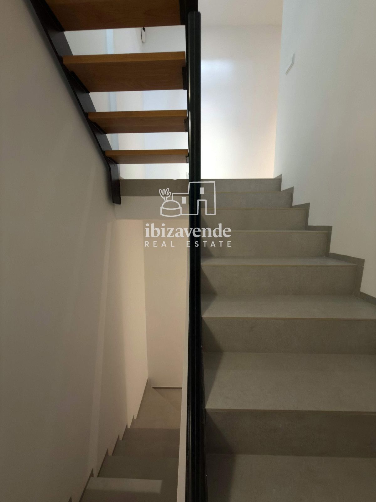 Mobilia Inmueble Image