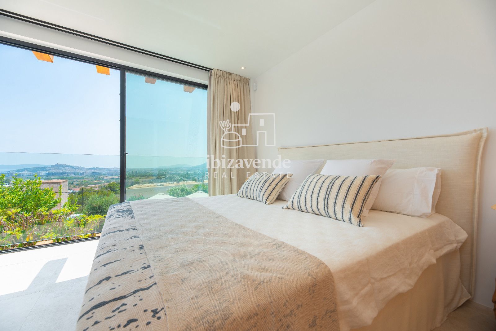 Mobilia Inmueble Image