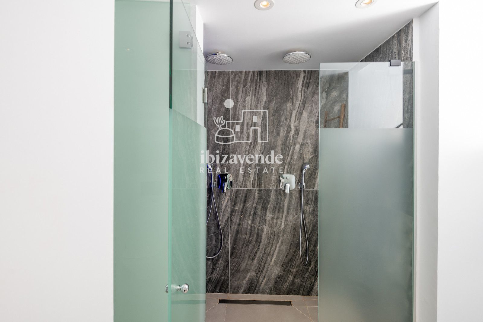 Mobilia Inmueble Image