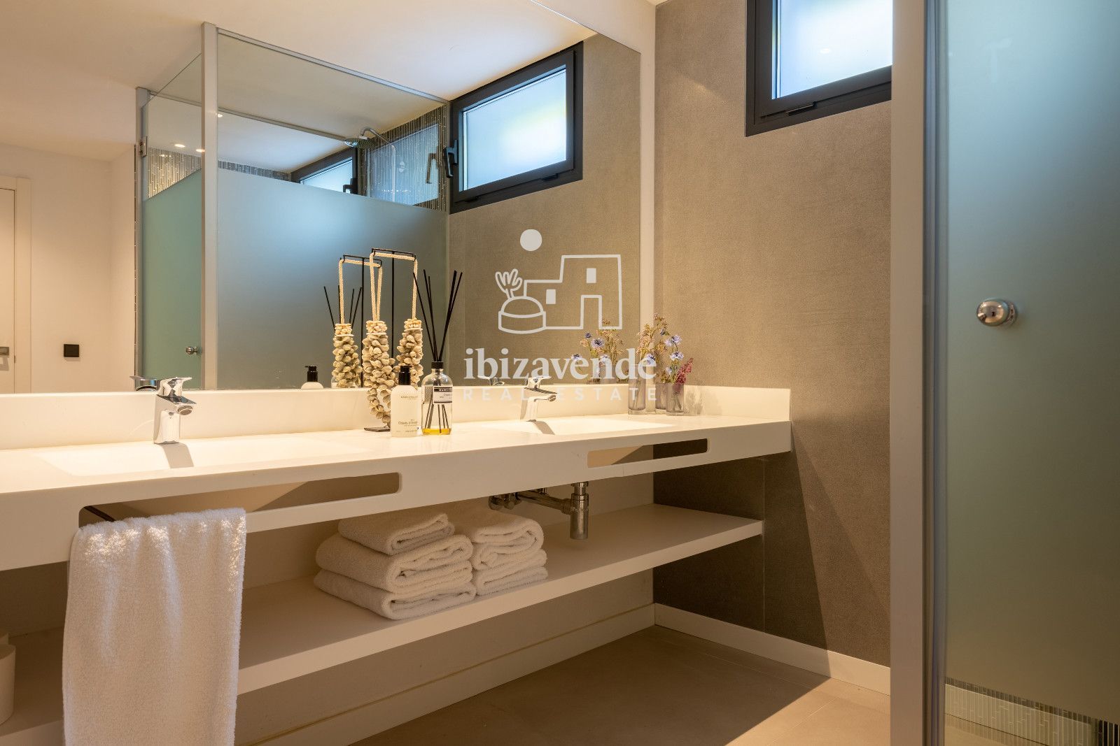 Mobilia Inmueble Image