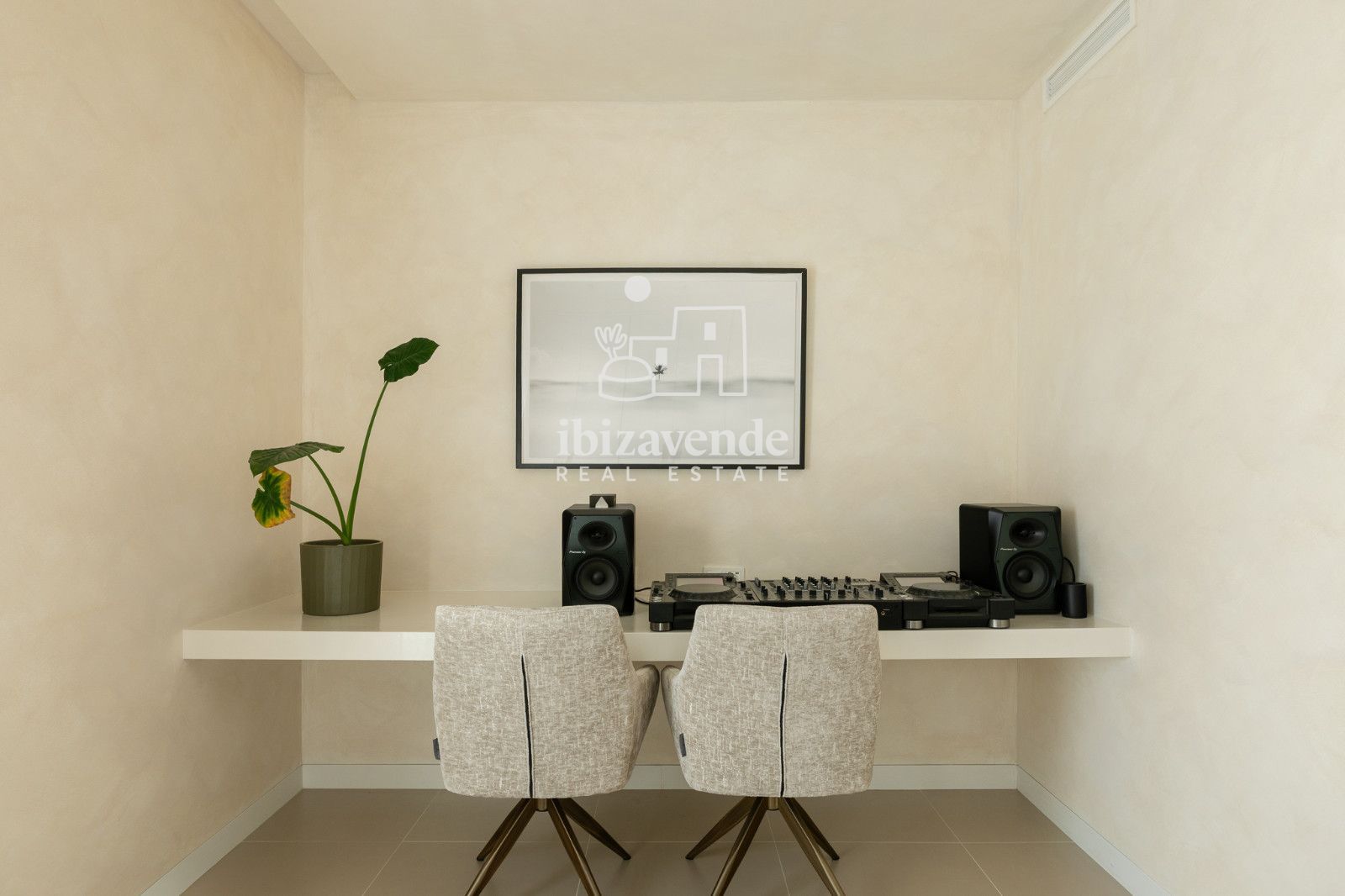 Mobilia Inmueble Image
