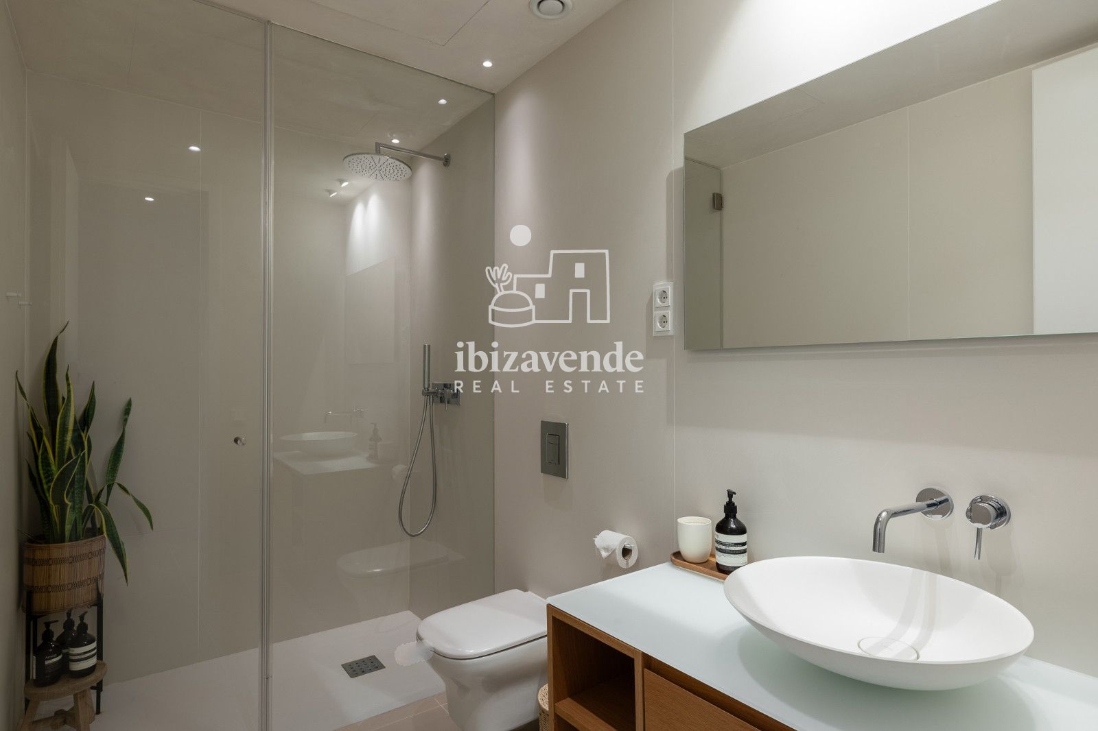 Mobilia Inmueble Image