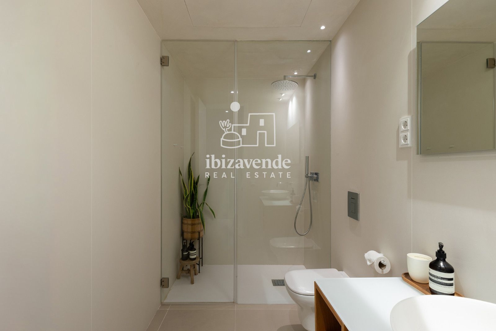 Mobilia Inmueble Image