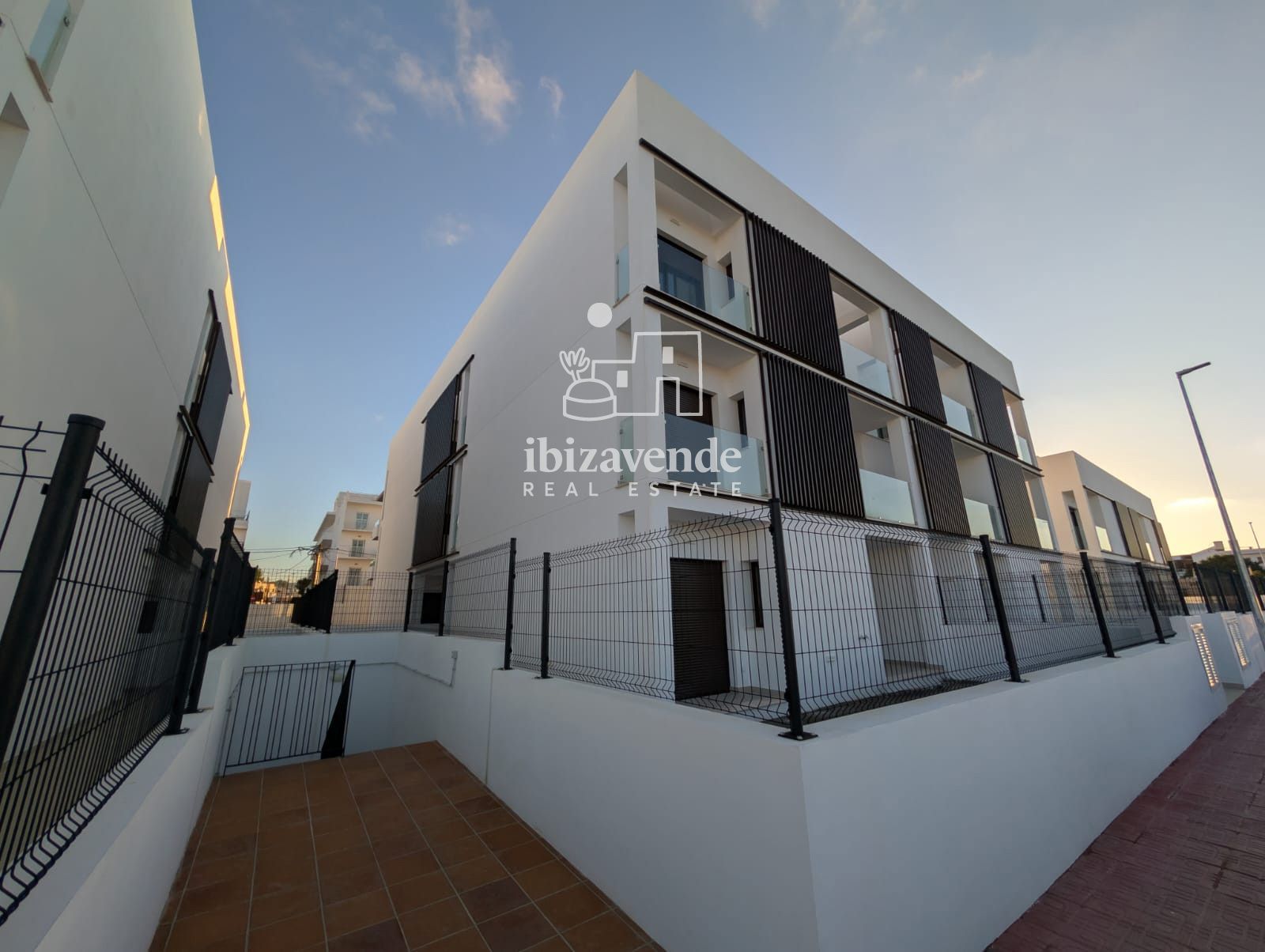 Mobilia Inmueble Image
