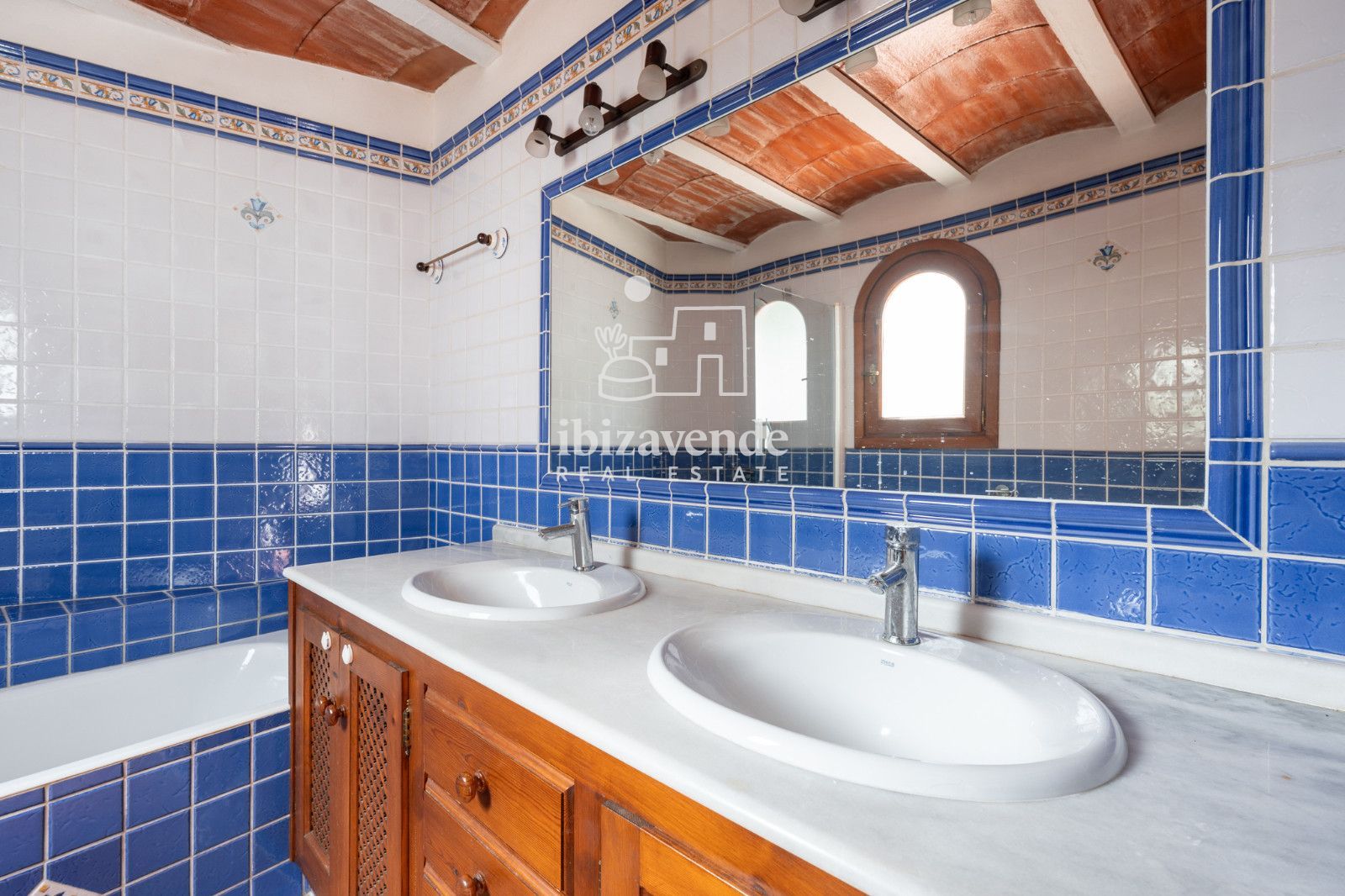 Mobilia Inmueble Image