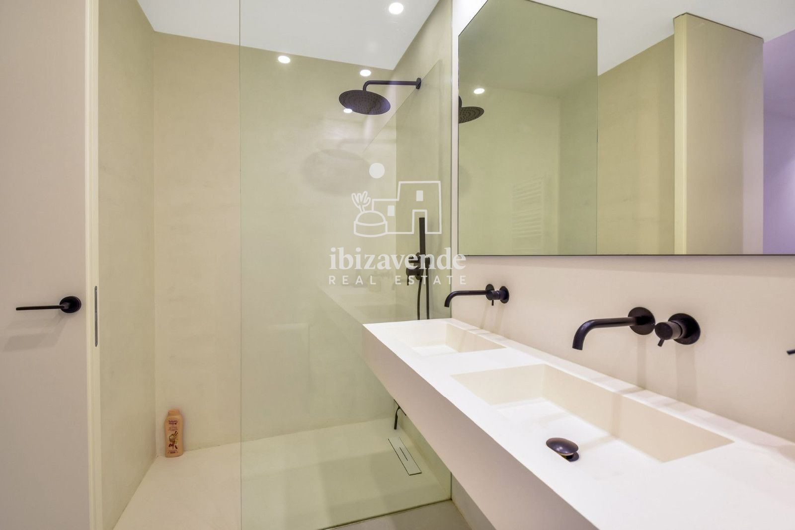 Mobilia Inmueble Image