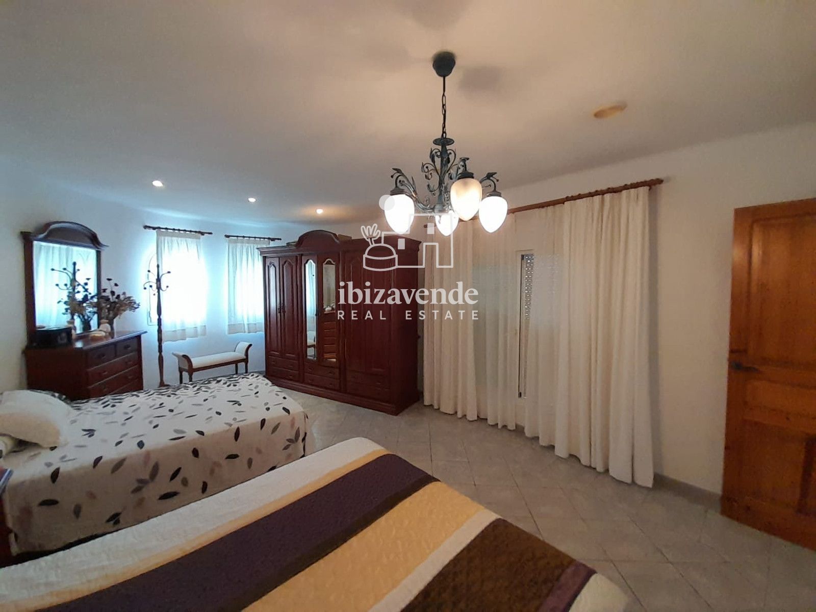 Mobilia Inmueble Image