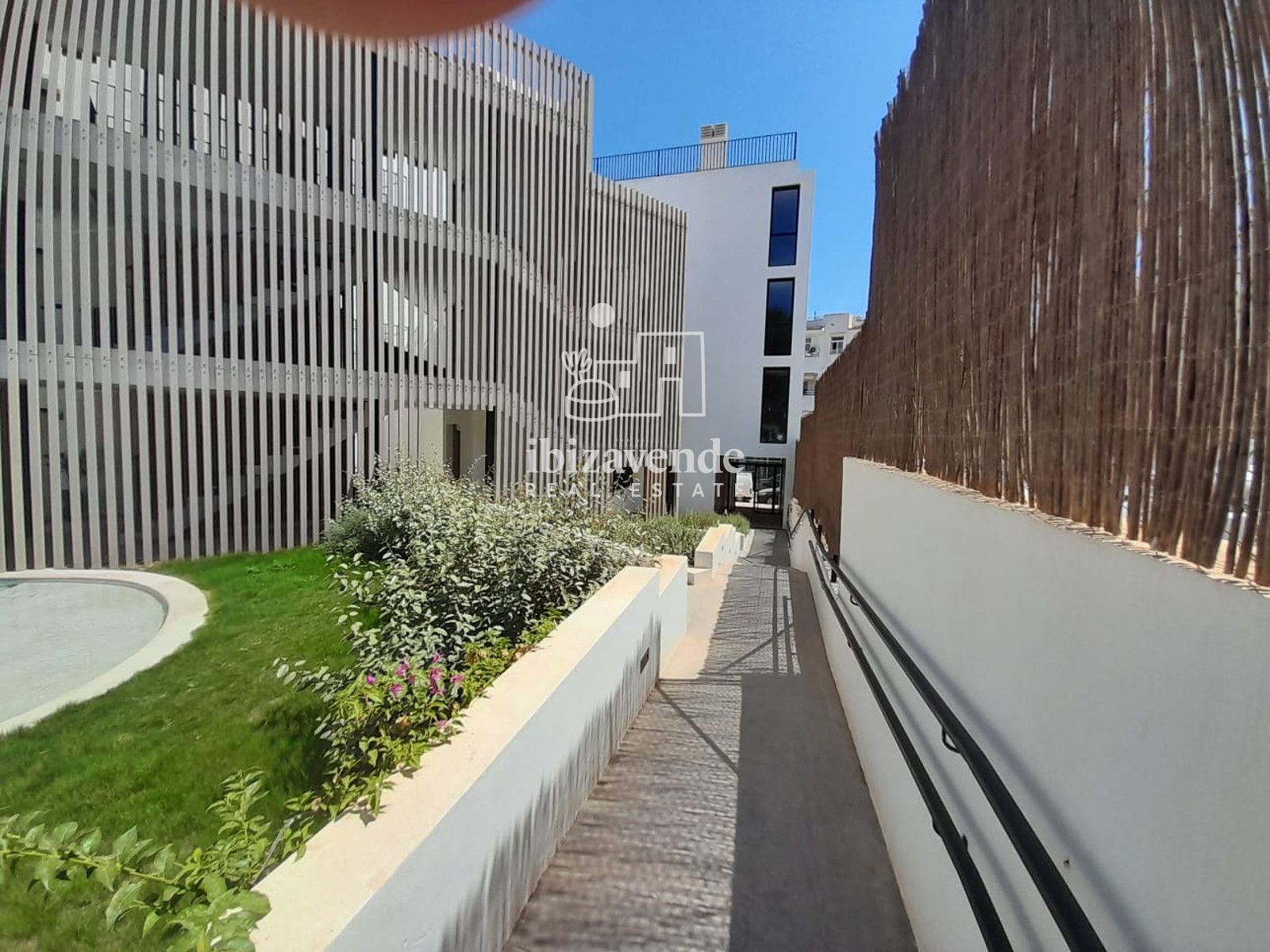 Mobilia Inmueble Image