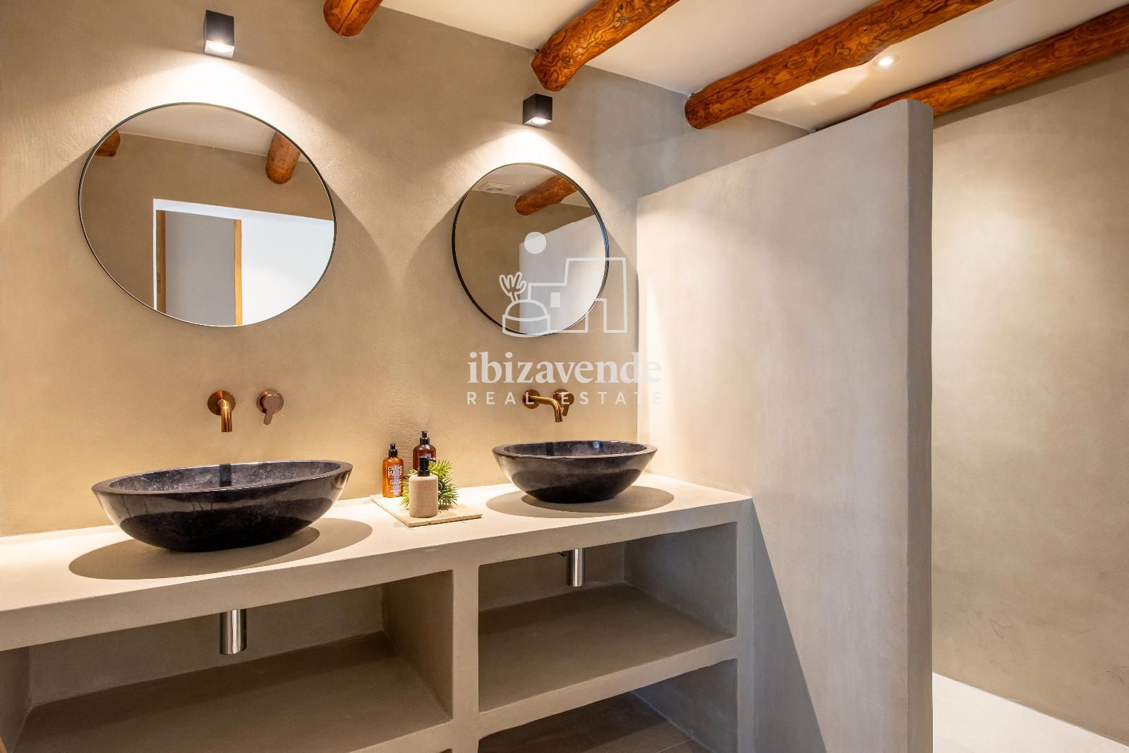 Mobilia Inmueble Image