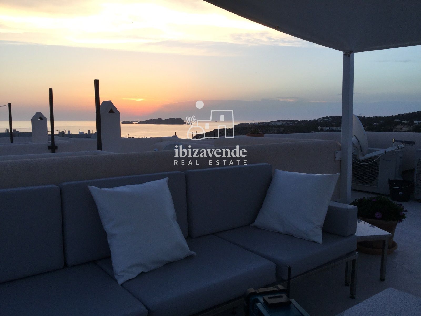 Mobilia Inmueble Image