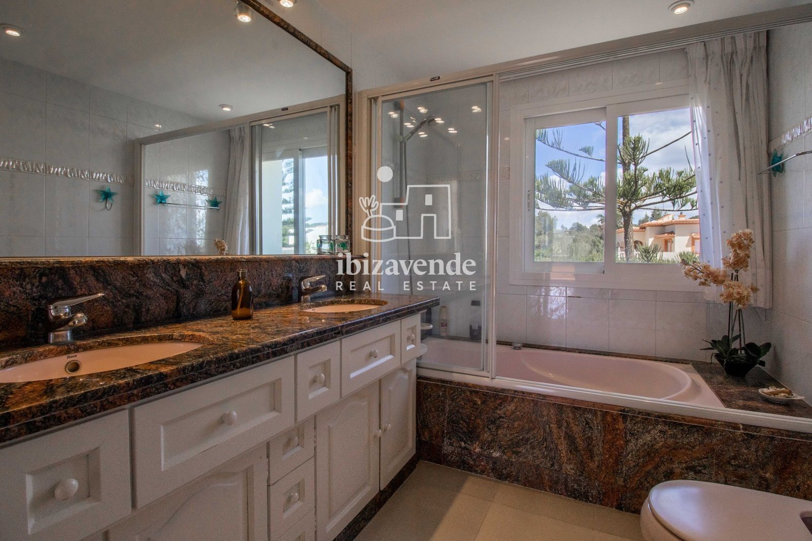 Mobilia Inmueble Image