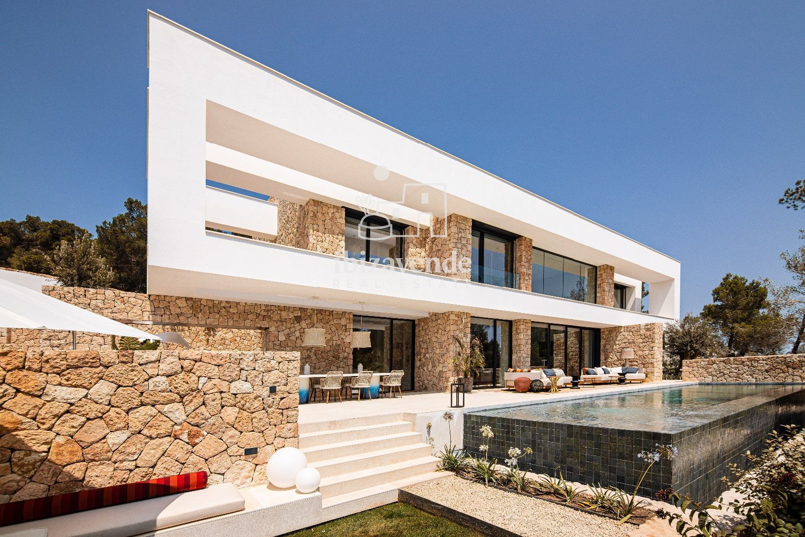 Mobilia Inmueble Image