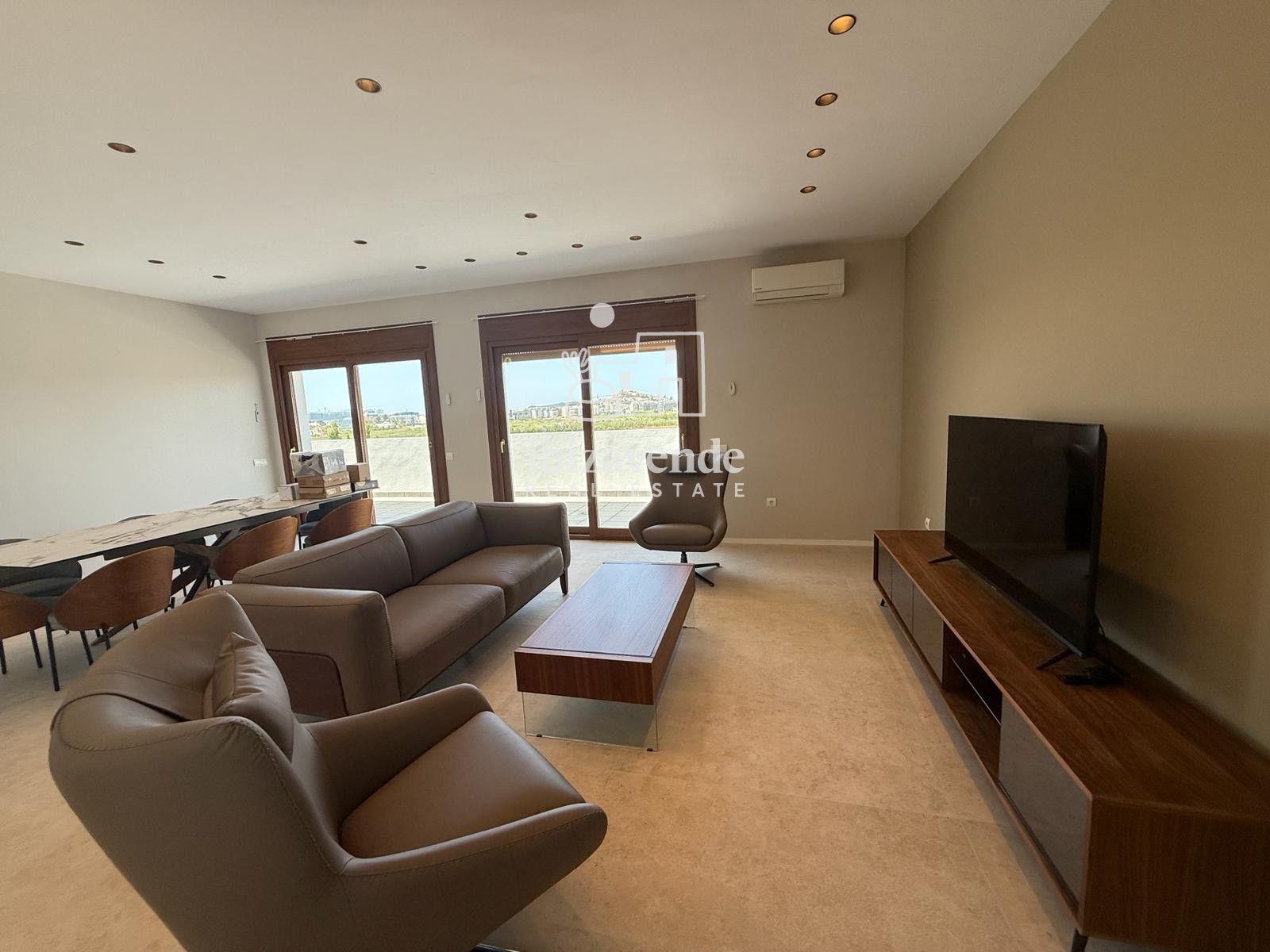 Mobilia Inmueble Image
