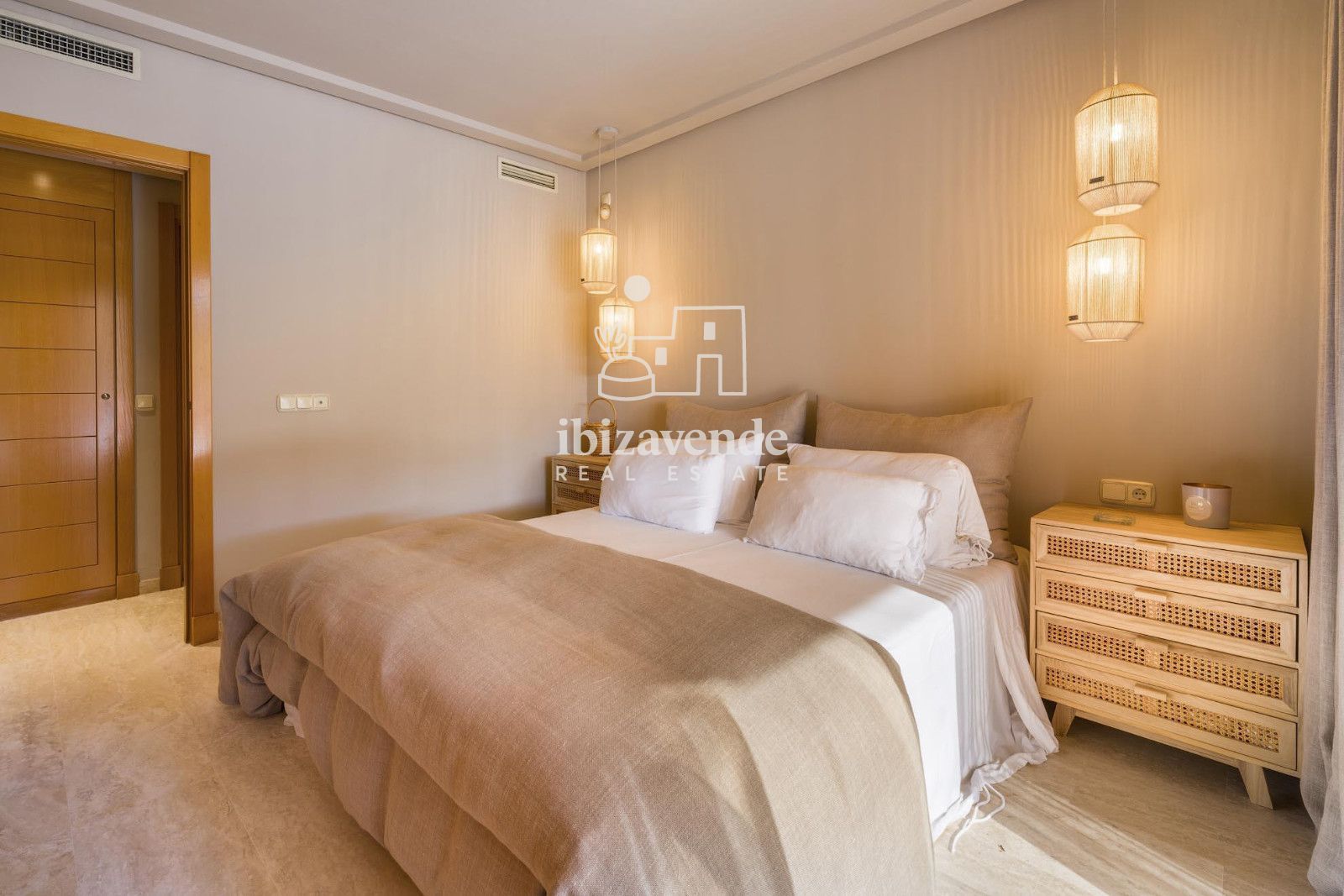 Mobilia Inmueble Image