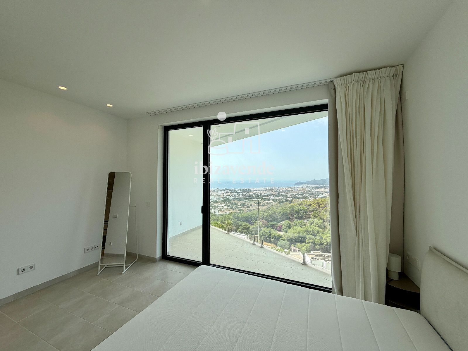 Mobilia Inmueble Image