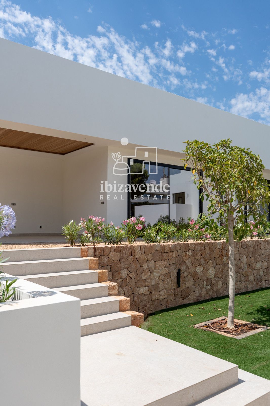 Mobilia Inmueble Image