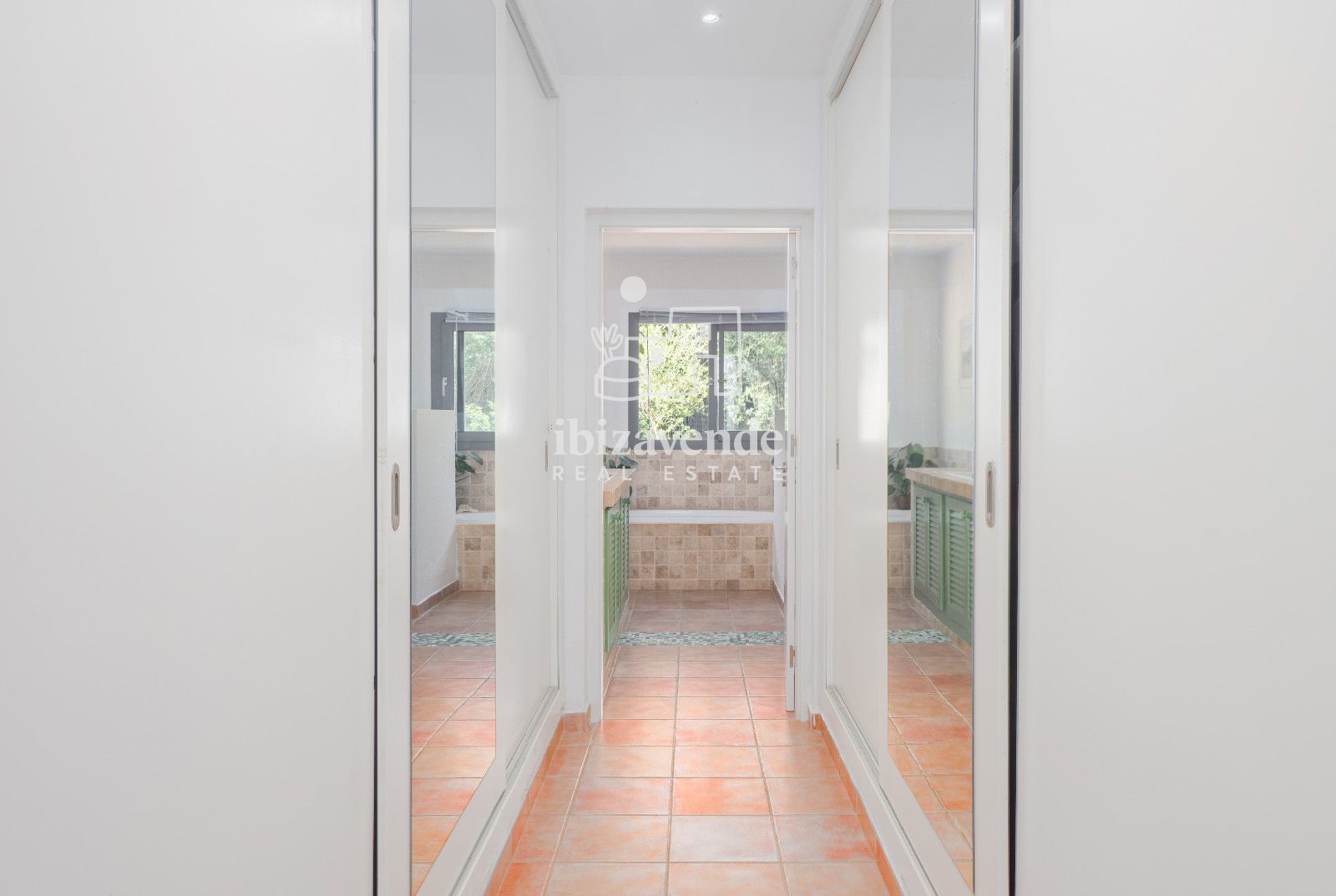 Mobilia Inmueble Image