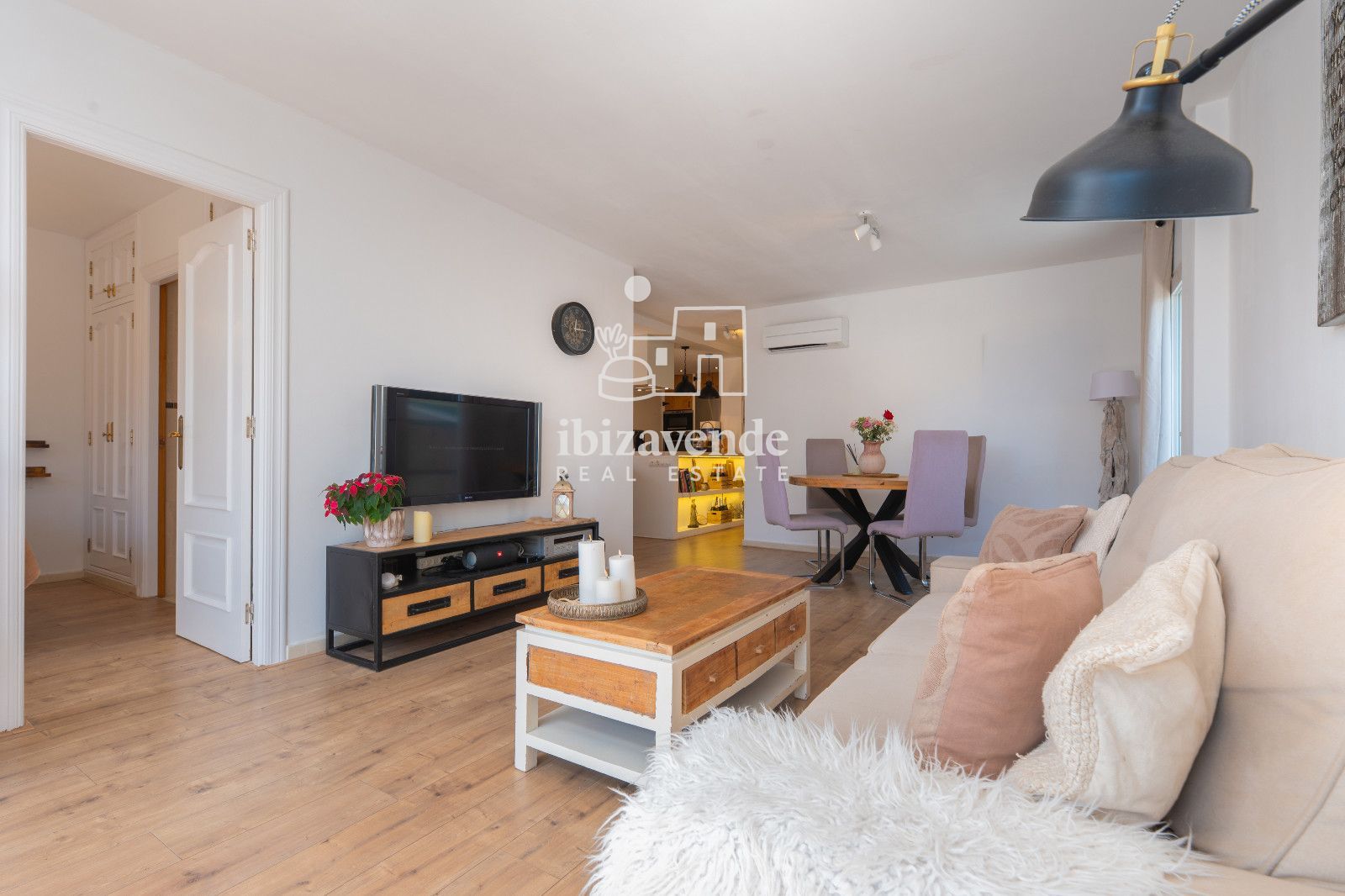 Mobilia Inmueble Image