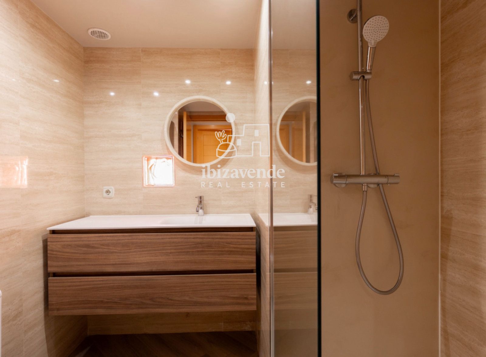 Mobilia Inmueble Image