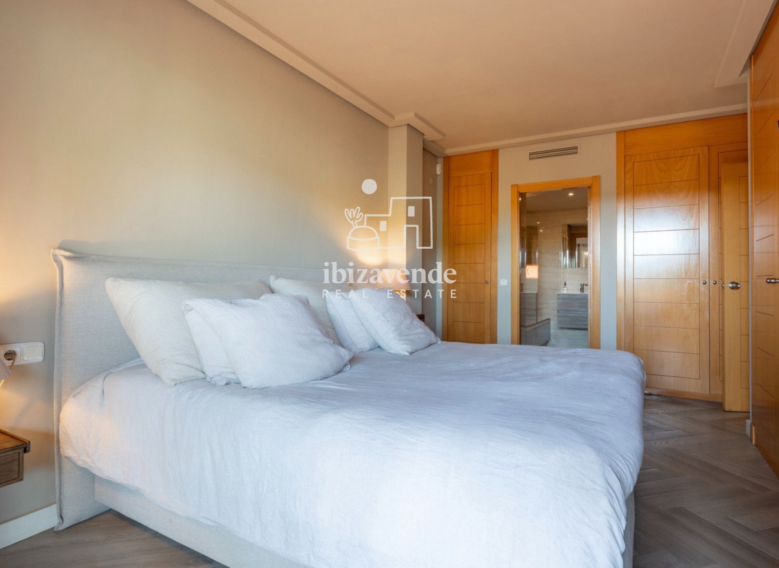 Mobilia Inmueble Image