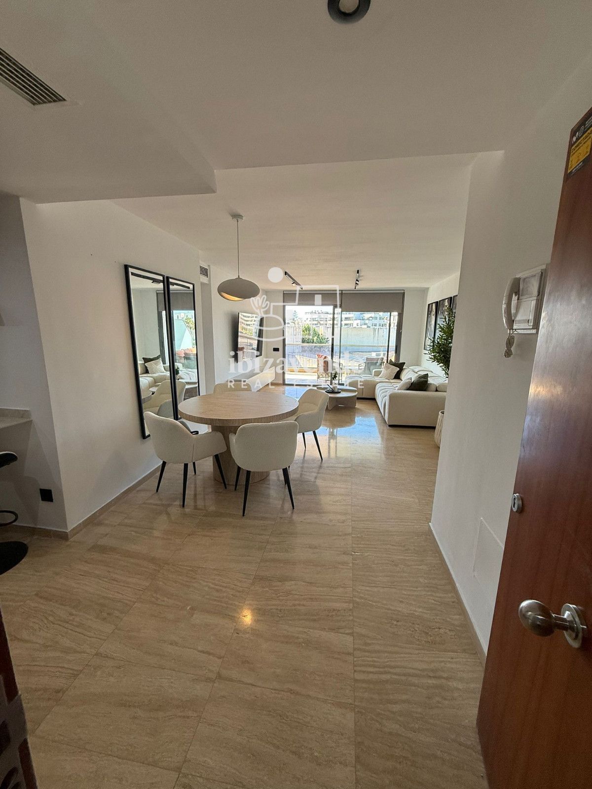Mobilia Inmueble Image