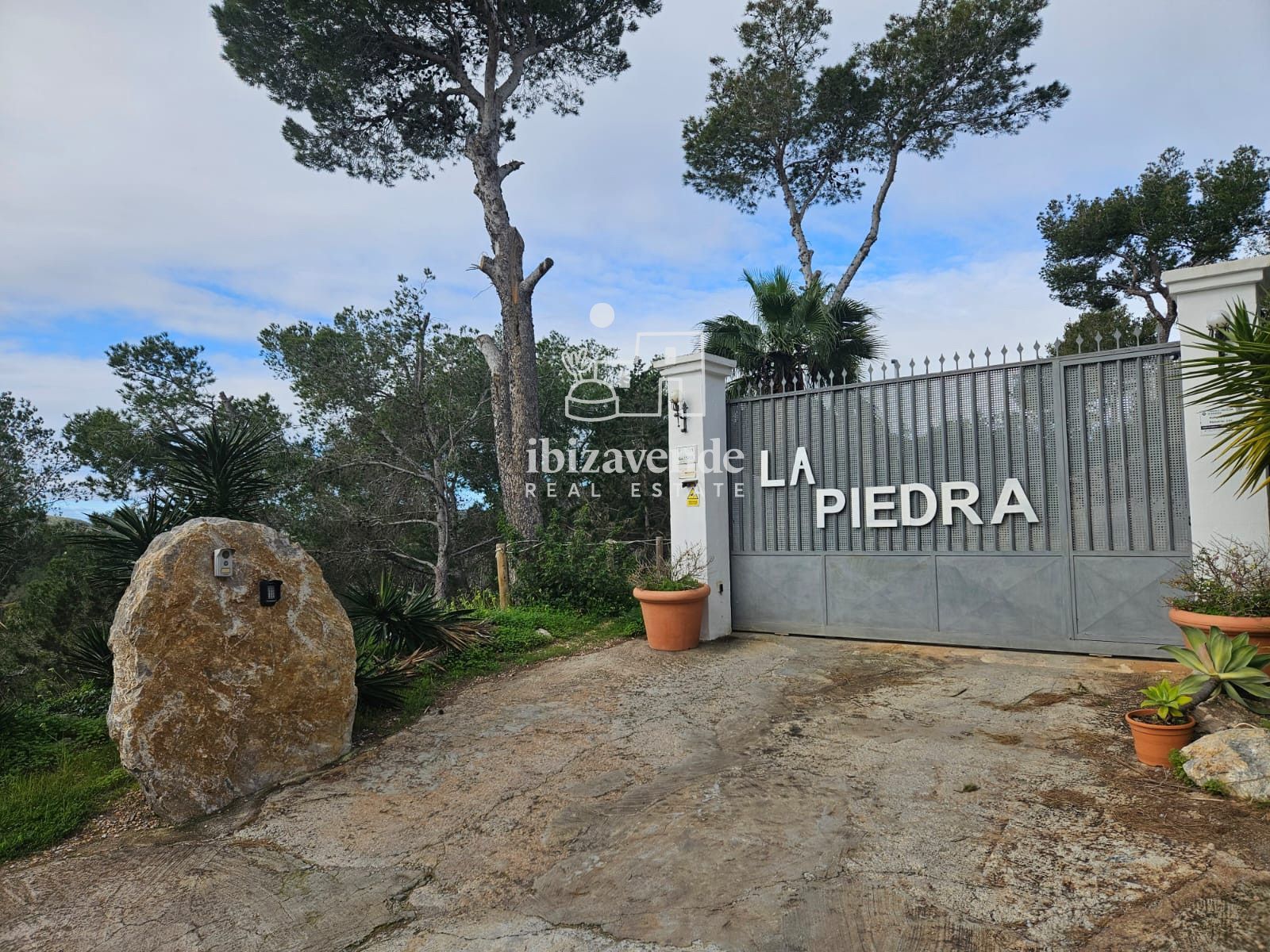 Mobilia Inmueble Image
