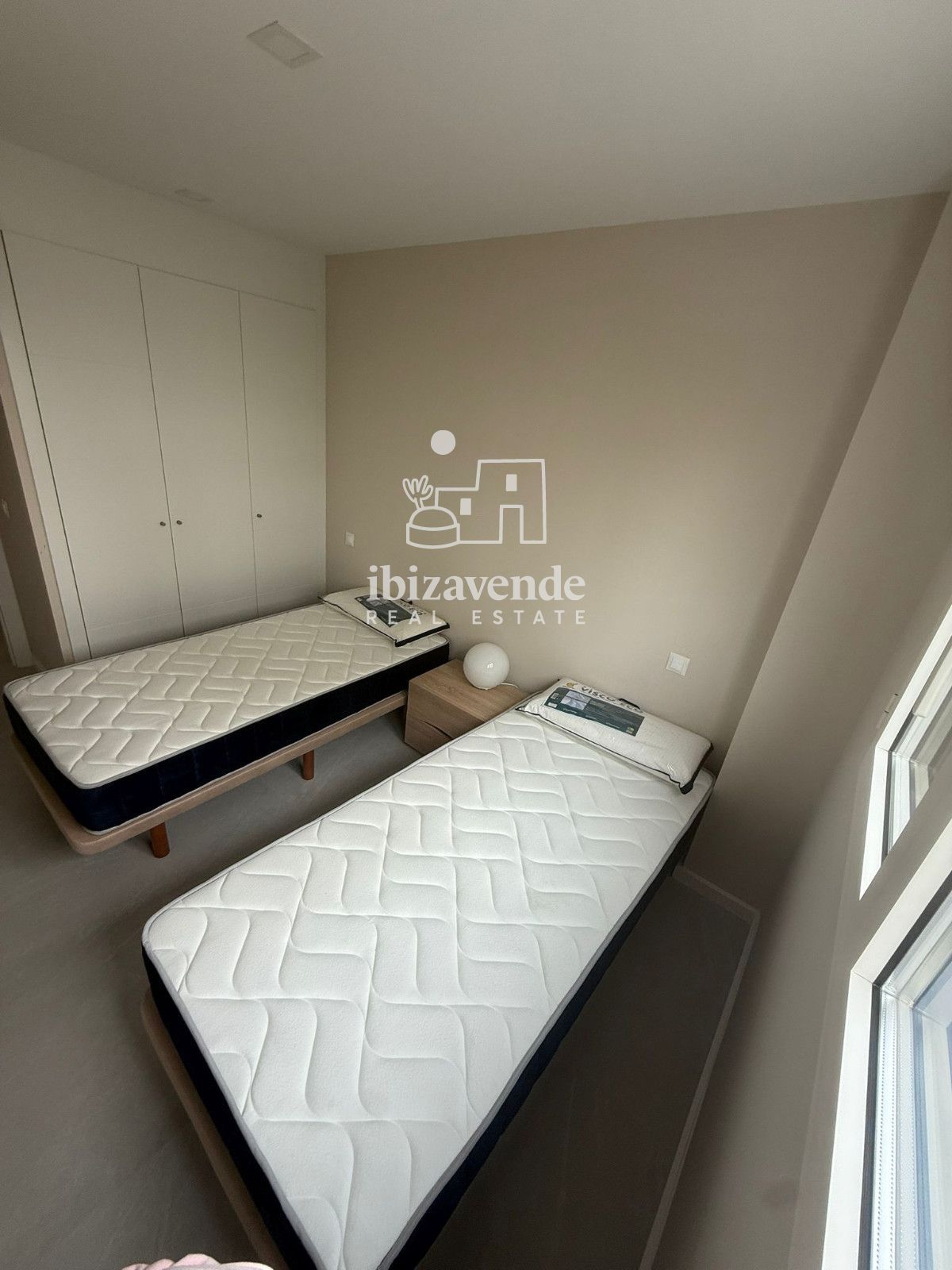 Mobilia Inmueble Image