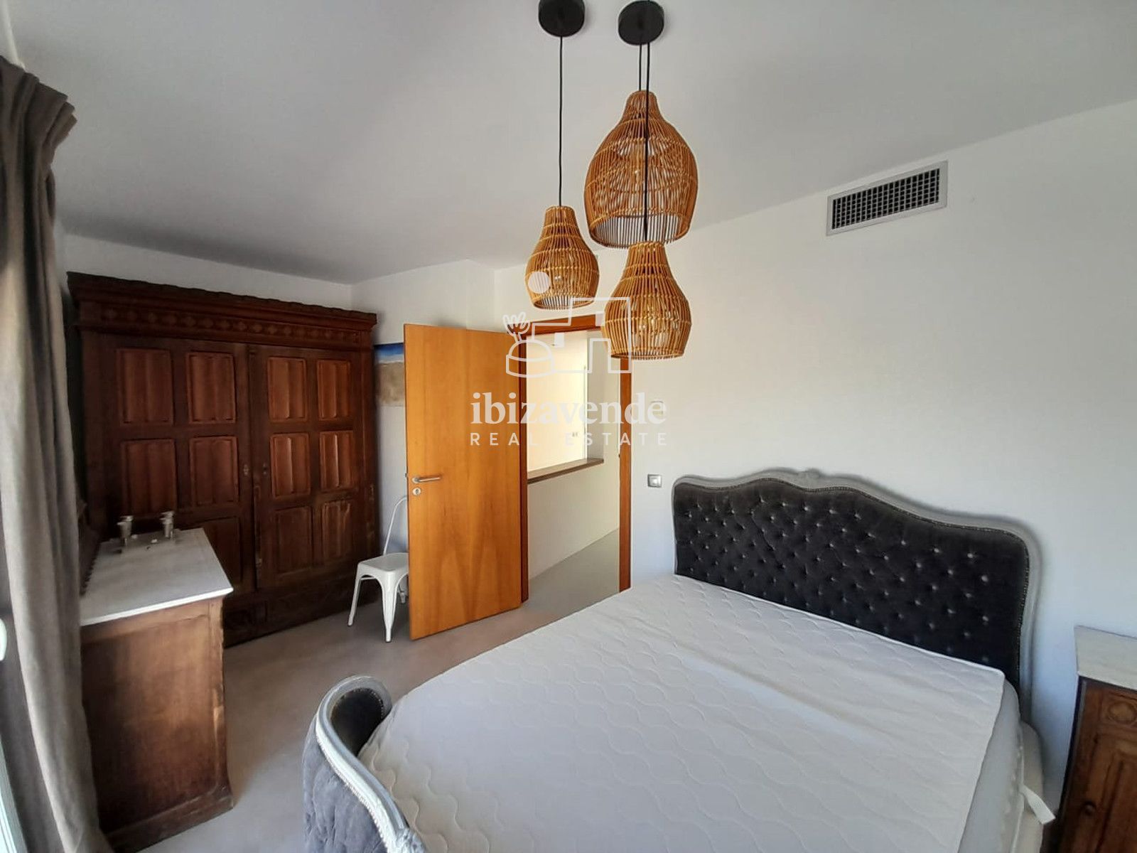 Mobilia Inmueble Image