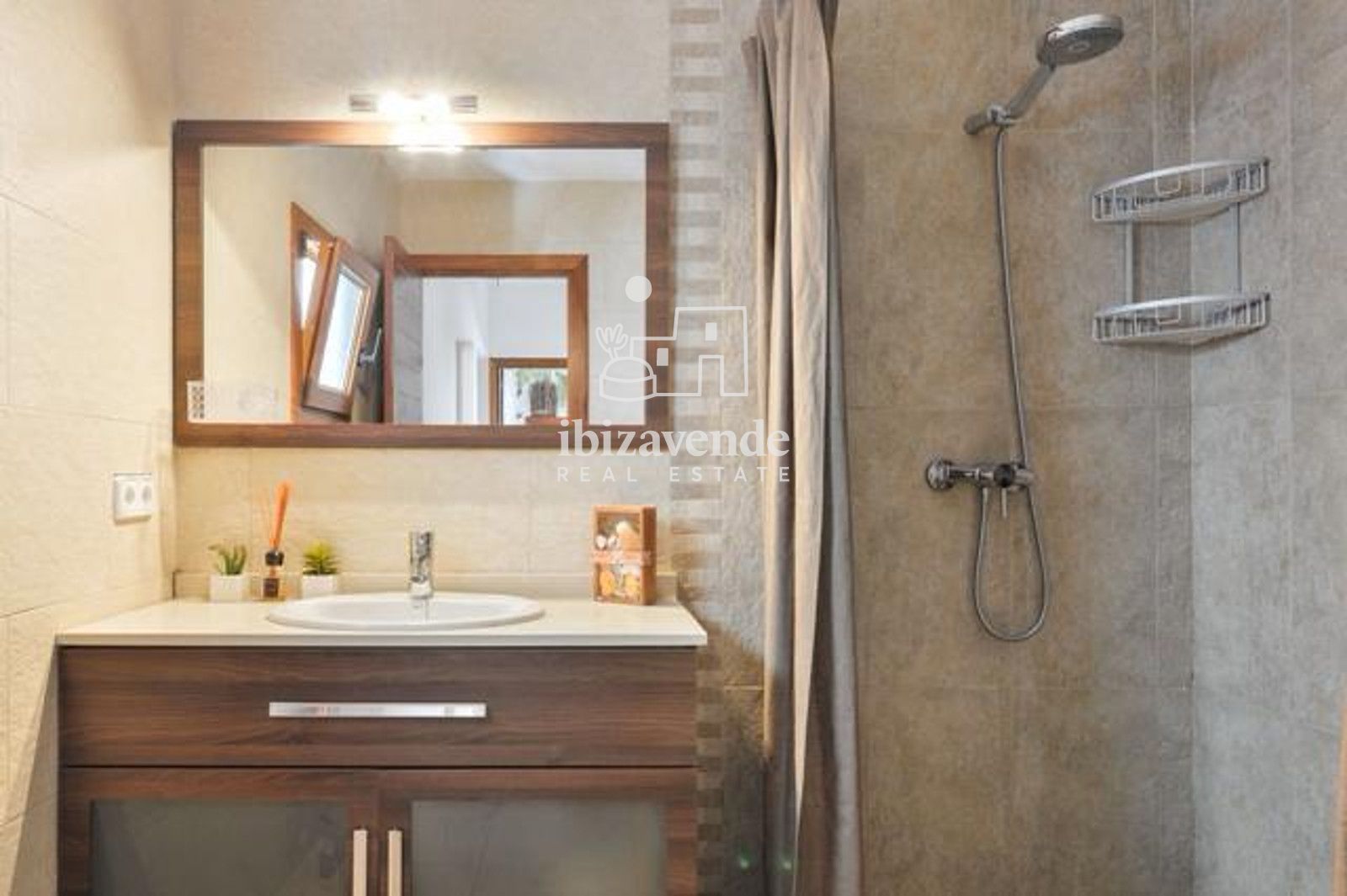 Mobilia Inmueble Image