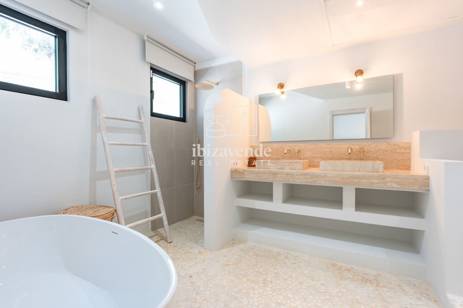 Mobilia Inmueble Image